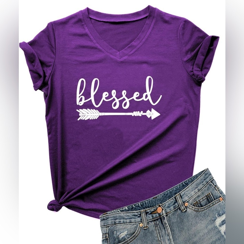 NWT- Women’s “Blessed” Graphic V-Neck T-Shirt